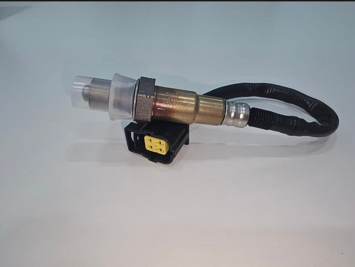 Heated oxygen sensor with keyed connector for physical comparison during Chevrolet fitment review Heated oxygen sensor with keyed connector for physical comparison during Chevrolet fitment review